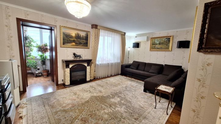4-комн квартира улица Ленина, 161Б