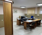 офис 33 кв м, этаж -1/3 ул Самбурова, 252