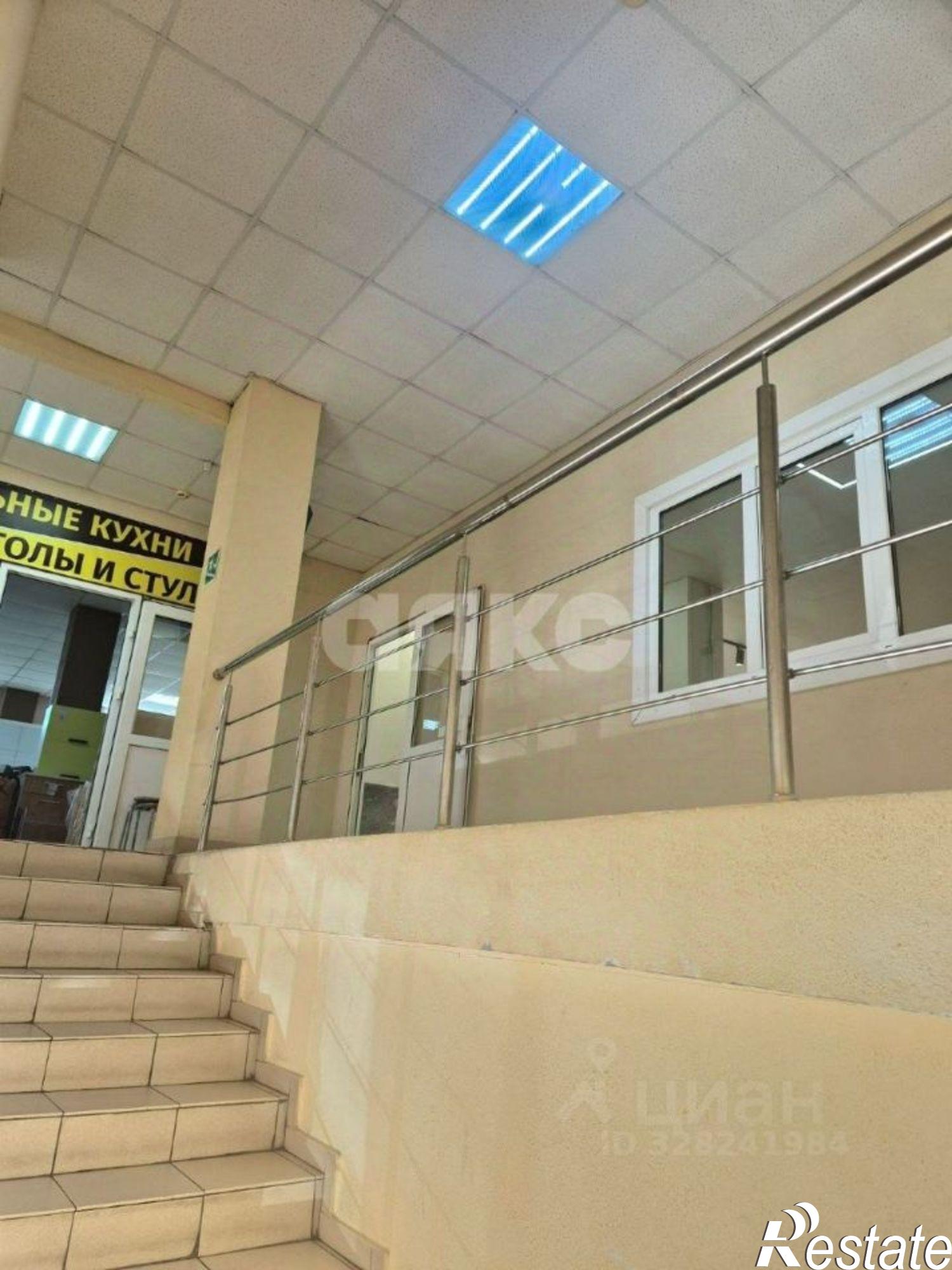 Купить торговое помещение за 4 800 000 рублей на ул Толстого, 111В