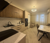 2-комн, 75кв м, этаж 5/14 улица Омелькова, 93