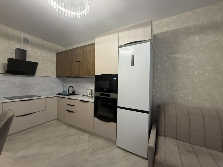 2-комн квартира улица Омелькова, 93