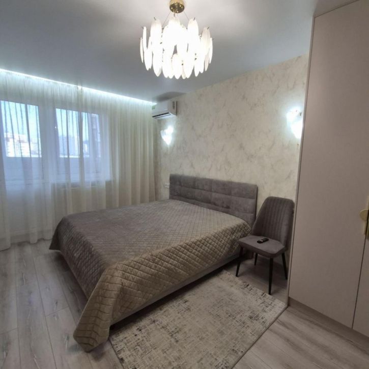 2-комн квартира улица Омелькова, 93