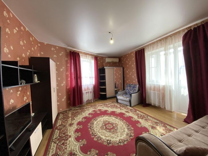 1-комн квартира Солнечная улица, 54