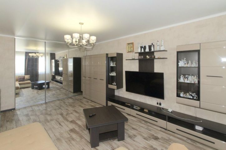 2-комн квартира Таманская улица, 121к2