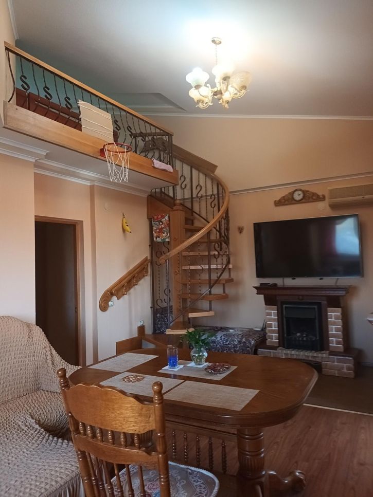 3-комн квартира улица Горького, 58А