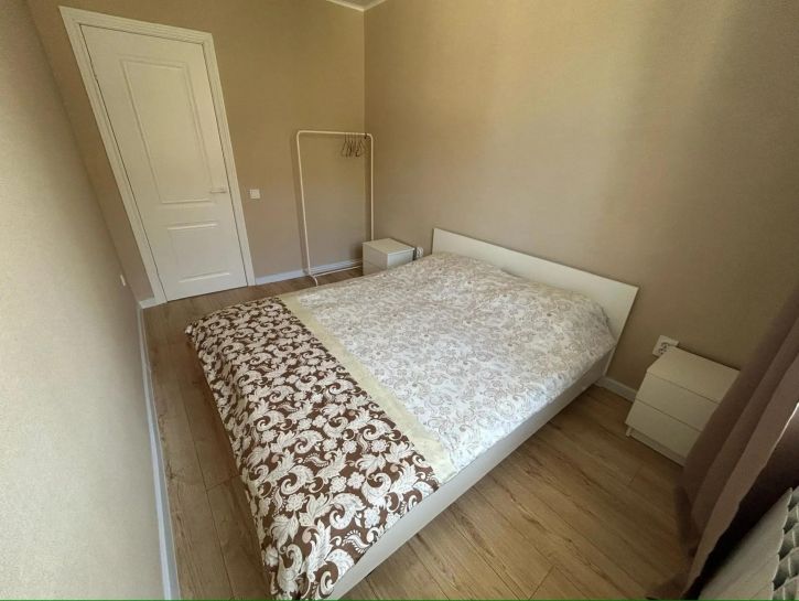 2-комн квартира улица Толстого, 60