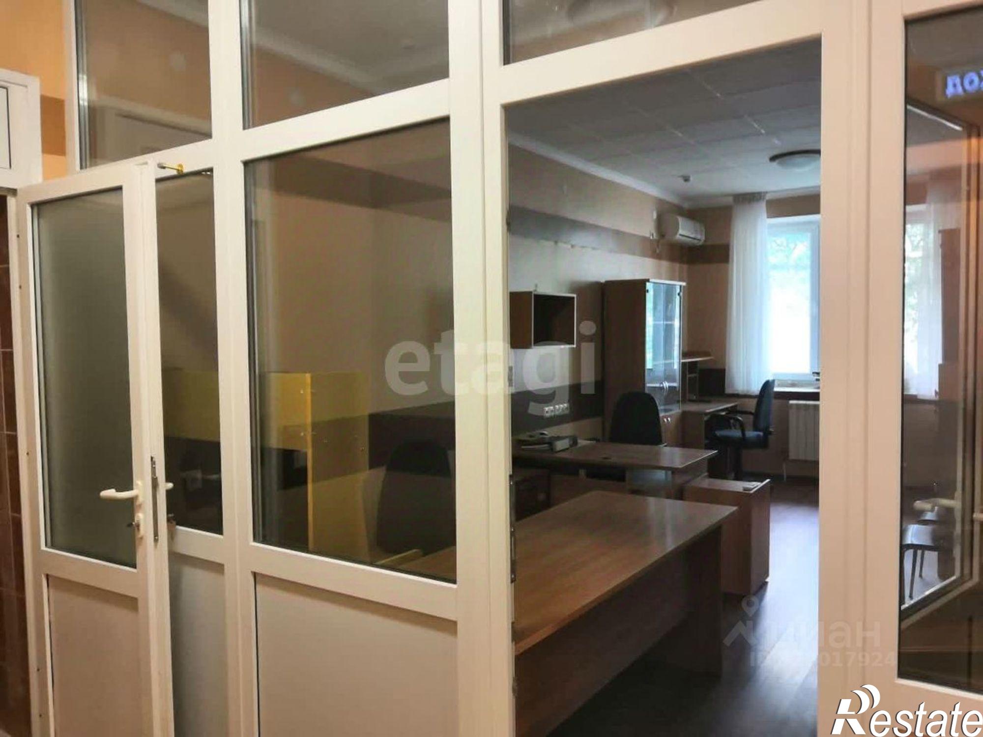 Купить офис, помещение под офис за 13 286 000 рублей на ул Астраханская, 77