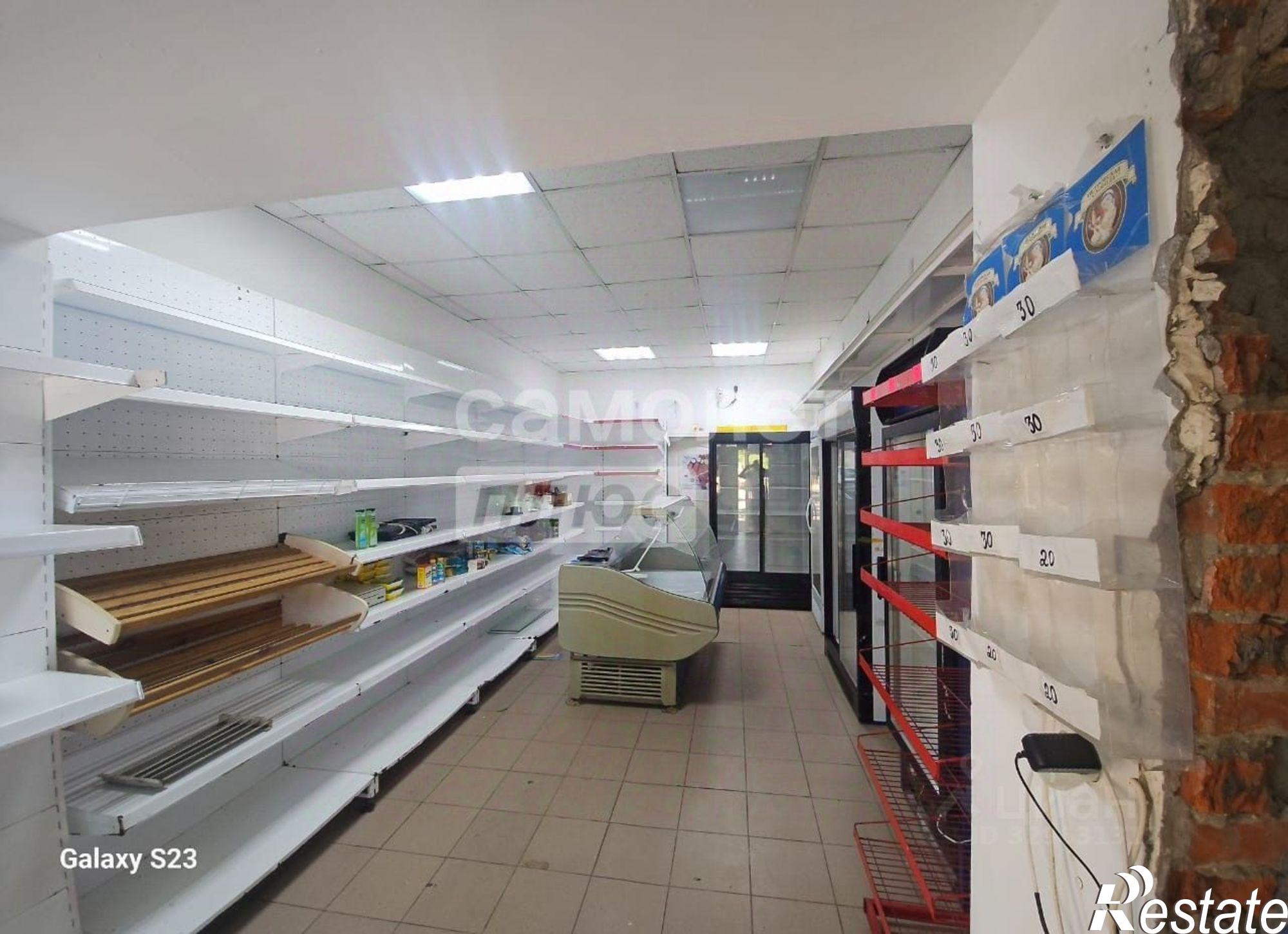 Купить торговое помещение за 8 000 000 рублей на ул Гребенская, 46