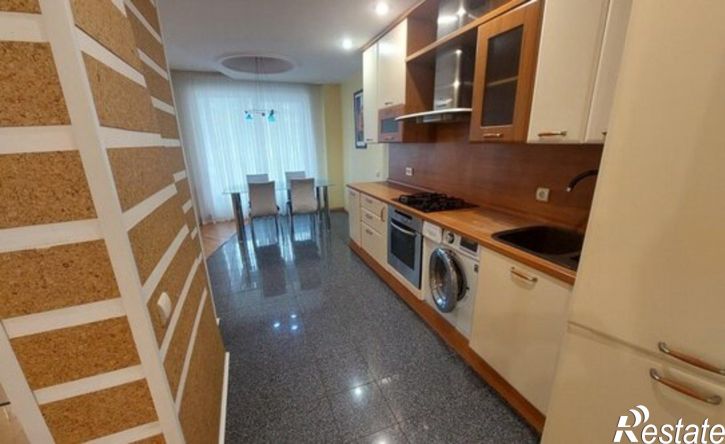 3-комн квартира ул Ленина, 145,  д. 145