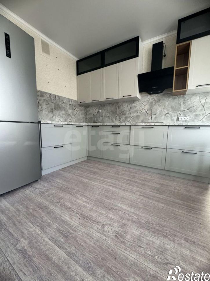 2-комн квартира улица Адмирала Пустошкина, 22 с10,  д. 22 с10