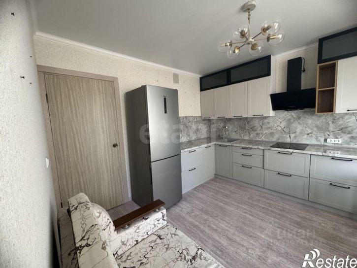 2-комн квартира улица Адмирала Пустошкина, 22 с10,  д. 22 с10