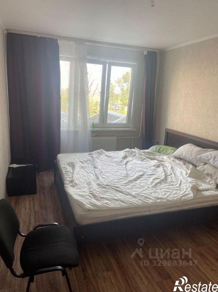 3-комн квартира улица Адмирала Пустошкина, 22 с6,  д. 22 с6