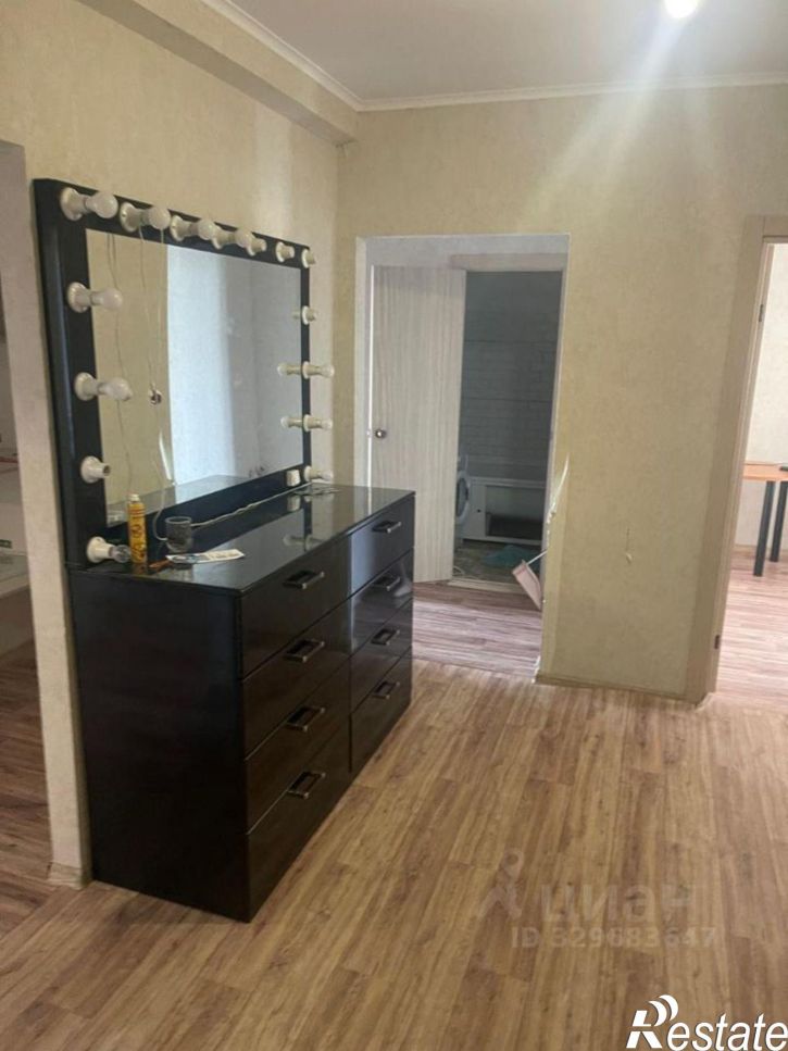 3-комн квартира улица Адмирала Пустошкина, 22 с6,  д. 22 с6