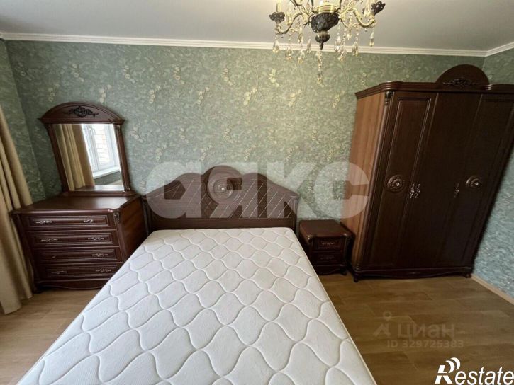 2-комн квартира ул Крылова, 15/2,  д. 15/2