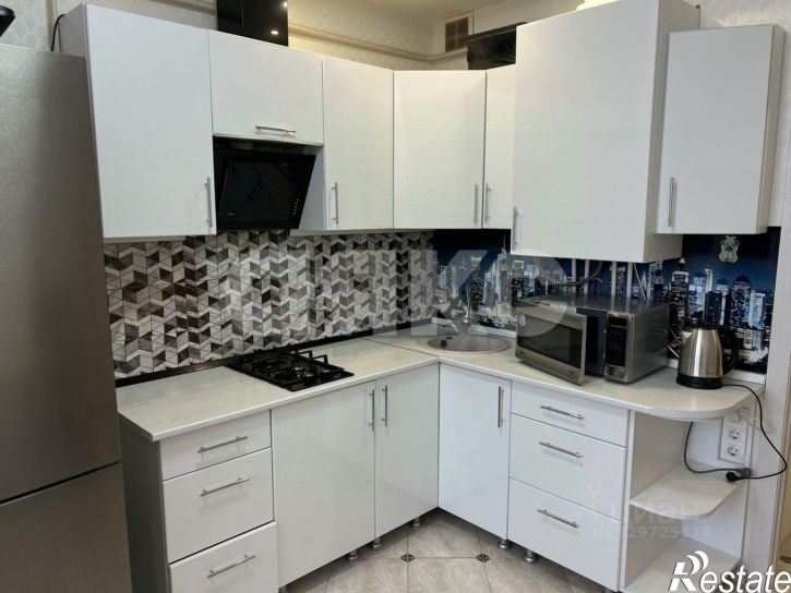 1-комн квартира улица Ленина, 180 к8,  д. 180 к8