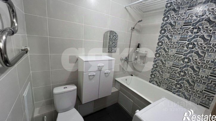 1-комн квартира ул Адмирала Пустошкина, 22 3,  д. 22 3,  к. 3
