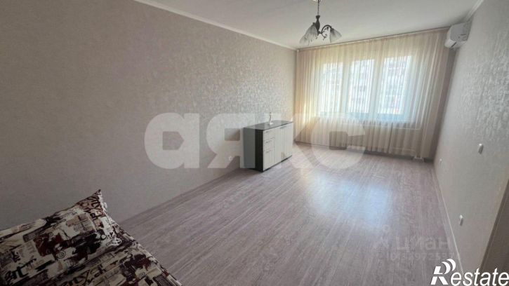 1-комн квартира ул Адмирала Пустошкина, 22 3,  д. 22 3,  к. 3