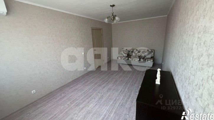 1-комн квартира ул Адмирала Пустошкина, 22 3,  д. 22 3,  к. 3