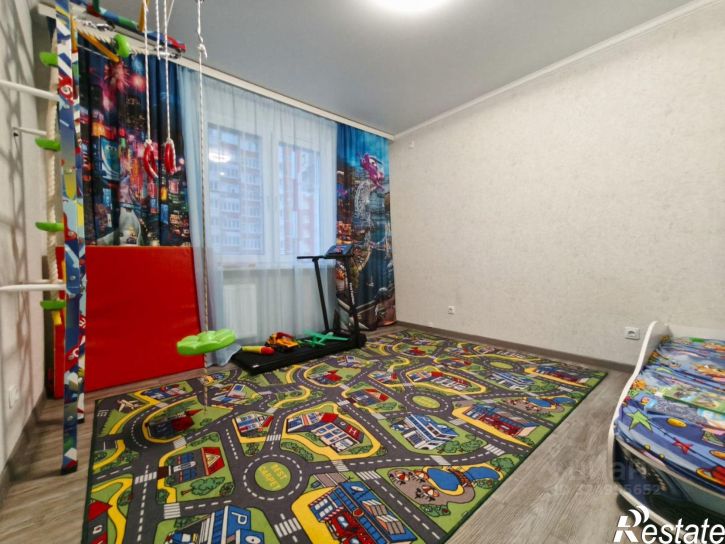 3-комн квартира улица Адмирала Пустошкина, 22 с10,  д. 22 с10