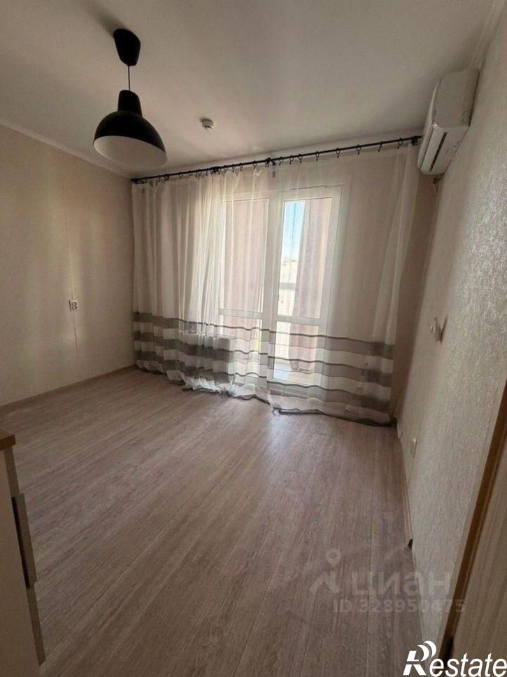 1-комн квартира улица Адмирала Пустошкина, 22 с3,  д. 22 с3