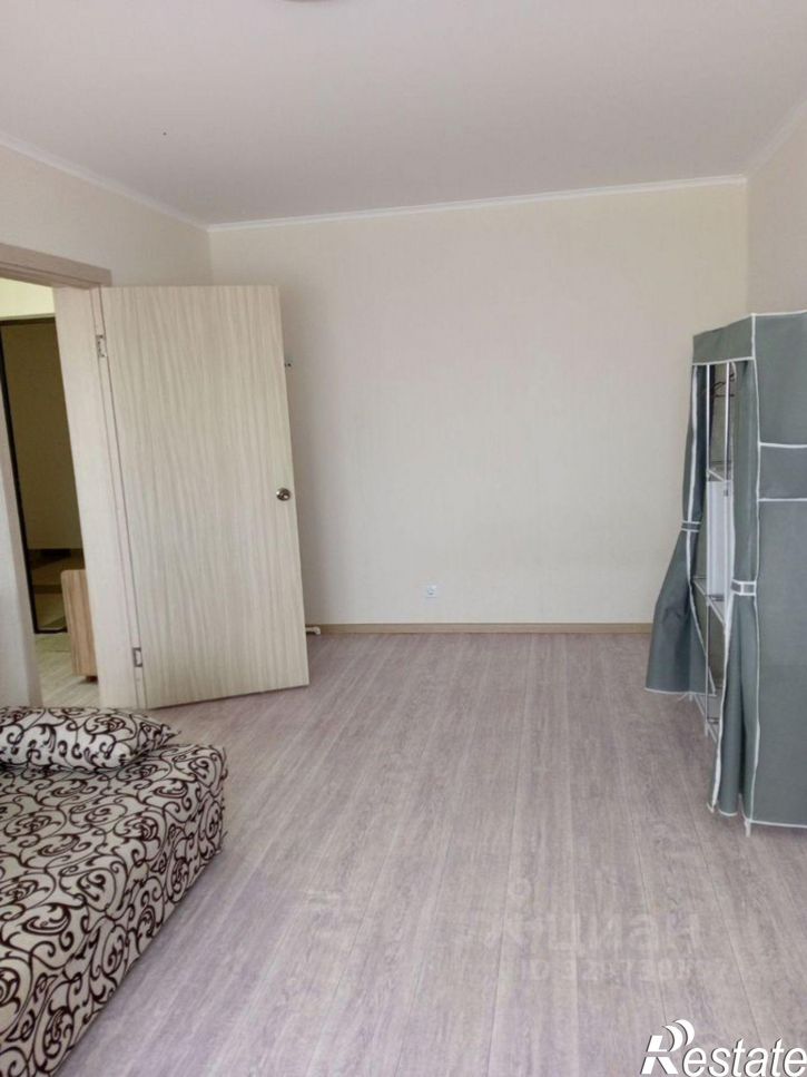 1-комн квартира улица Адмирала Пустошкина, 22 с1,  д. 22 с1