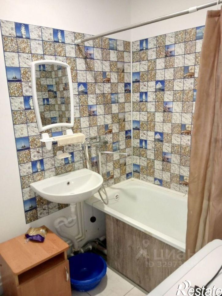 1-комн квартира улица Адмирала Пустошкина, 22 с1,  д. 22 с1