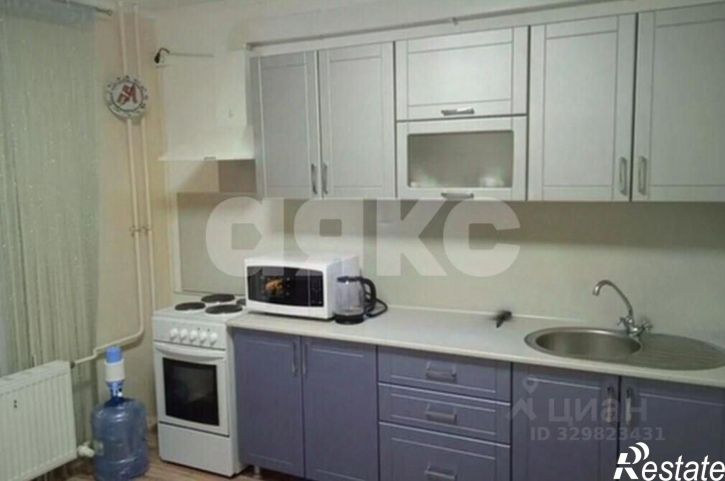 1-комн квартира ул Адмирала Пустошкина, 22 10,  д. 22 10,  к. 10