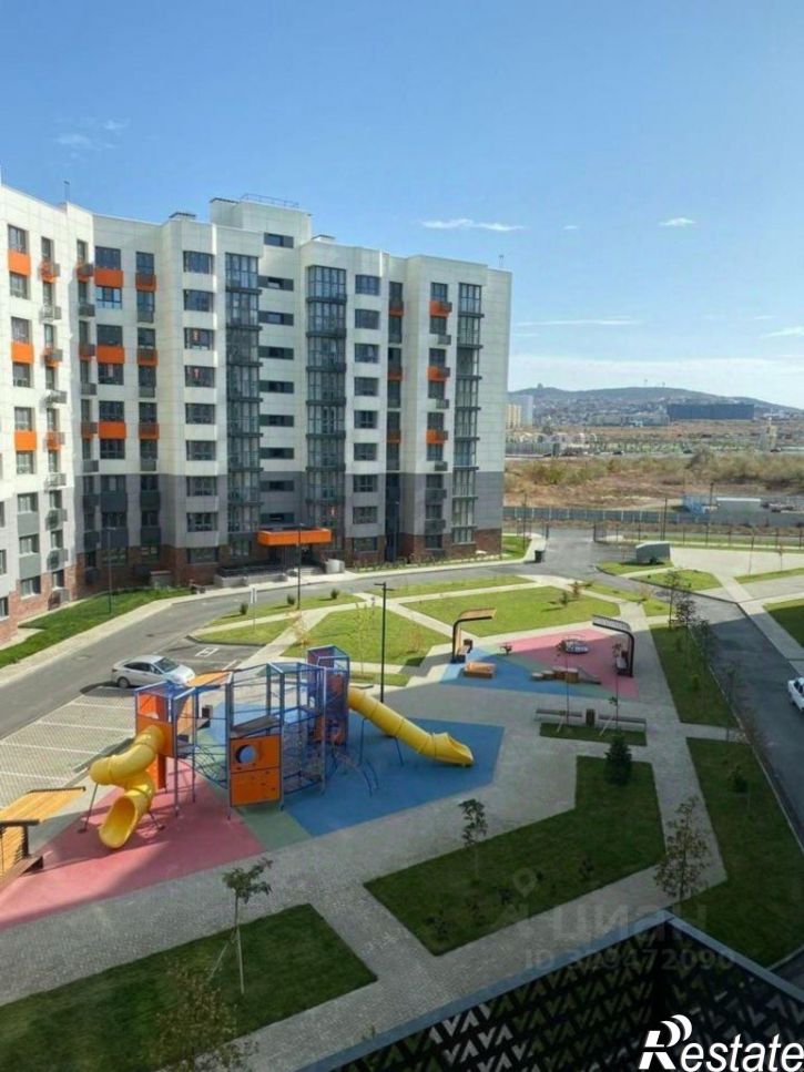 2-комн квартира улица Крылова, 13 к3,  д. 13 к3