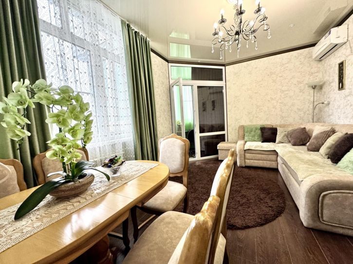 2-комн квартира улица Краснозелёных, 14
