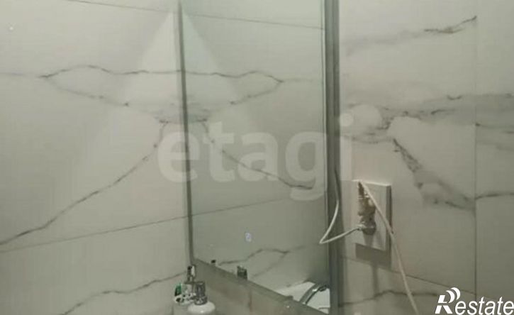 2-комн квартира улица Адмирала Пустошкина, 14,  д. 14