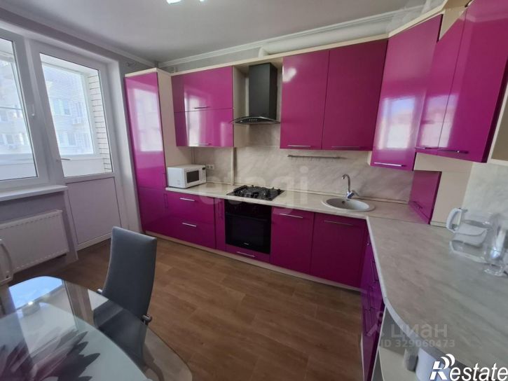 2-комн квартира ул Крылова, 15/2,  д. 15/2