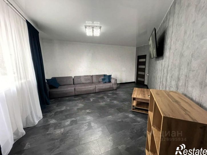 2-комн квартира улица Крылова, 23 к2,  д. 23 к2