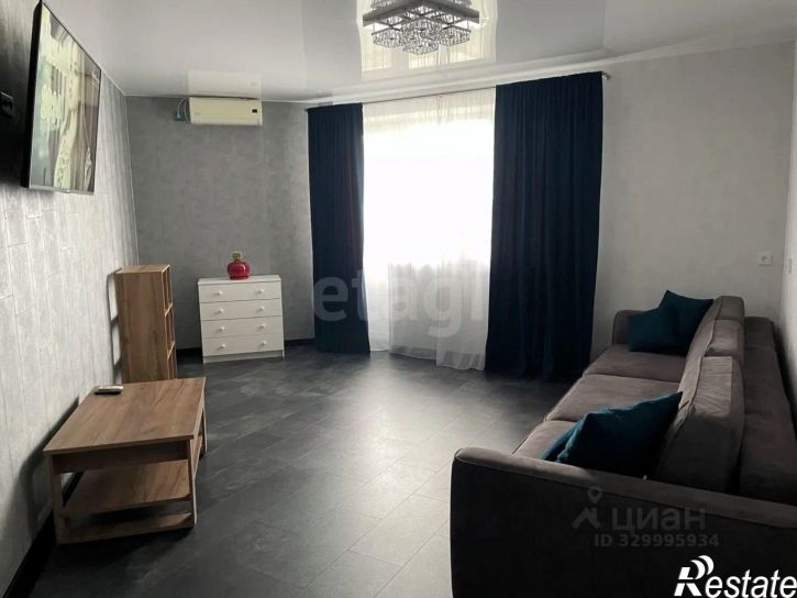 2-комн квартира улица Крылова, 23 к2,  д. 23 к2