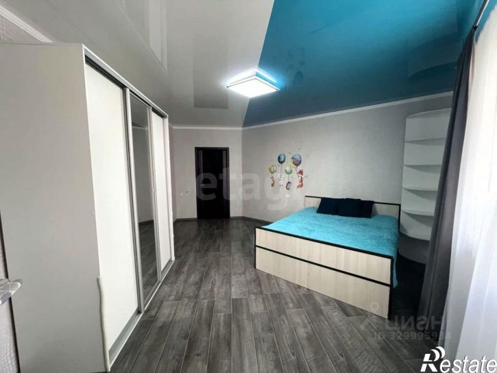 2-комн квартира улица Крылова, 23 к2,  д. 23 к2