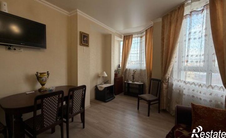 2-комн квартира Ленинградская улица, 76,  д. 76