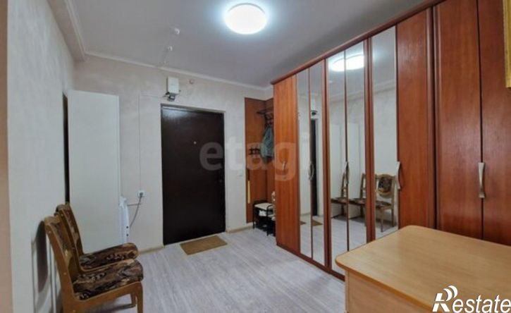 2-комн квартира улица Адмирала Пустошкина, 22 с1,  д. 22 с1