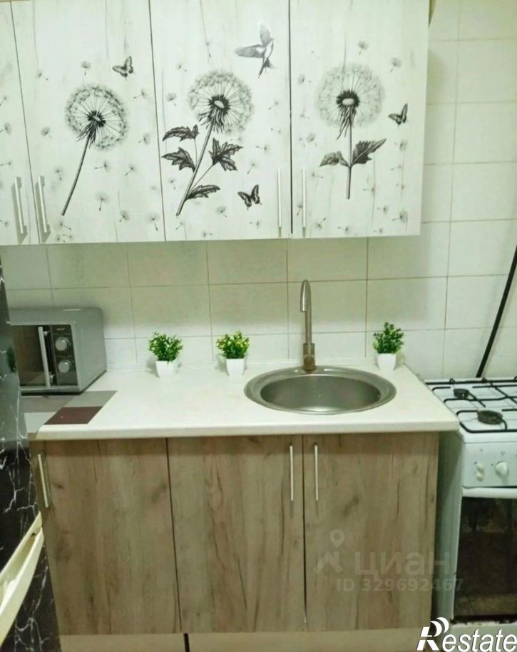 1-комн квартира Стахановская улица, 3,  д. 3