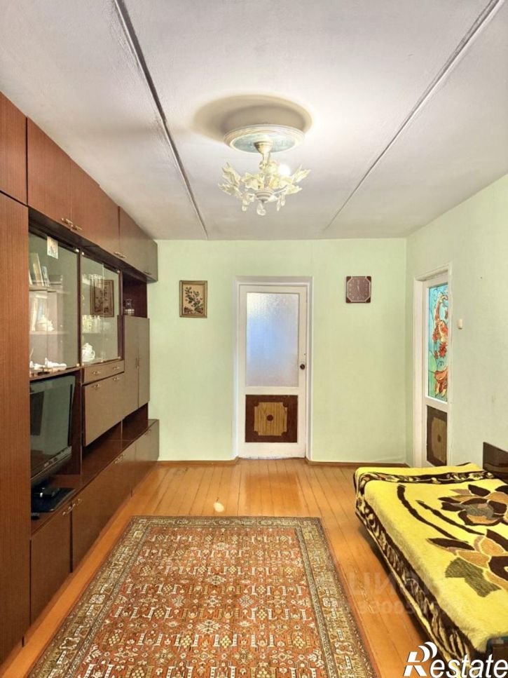 3-комн квартира 12-й микрорайон, 7