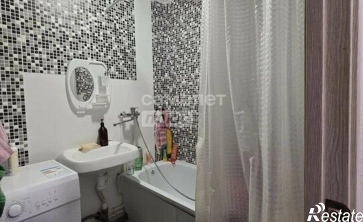 2-комн квартира ул Адмирала Пустошкина, 22 9,  д. 22 9,  к. 9