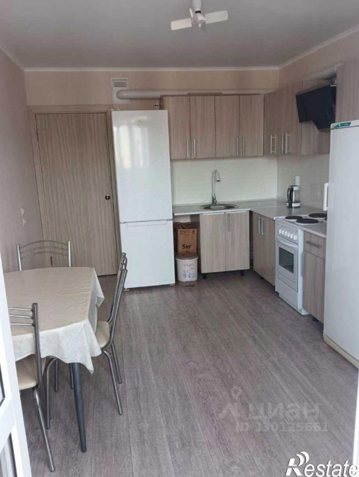 2-комн квартира улица Адмирала Пустошкина, 22 с3,  д. 22 с3