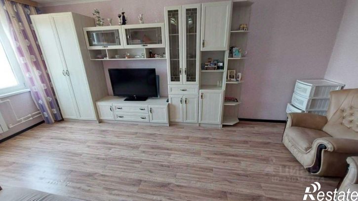 2-комн квартира ул Адмирала Пустошкина, 10,  д. 10