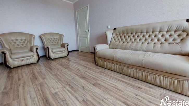 2-комн квартира ул Адмирала Пустошкина, 10,  д. 10