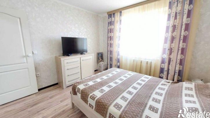 2-комн квартира ул Адмирала Пустошкина, 10,  д. 10