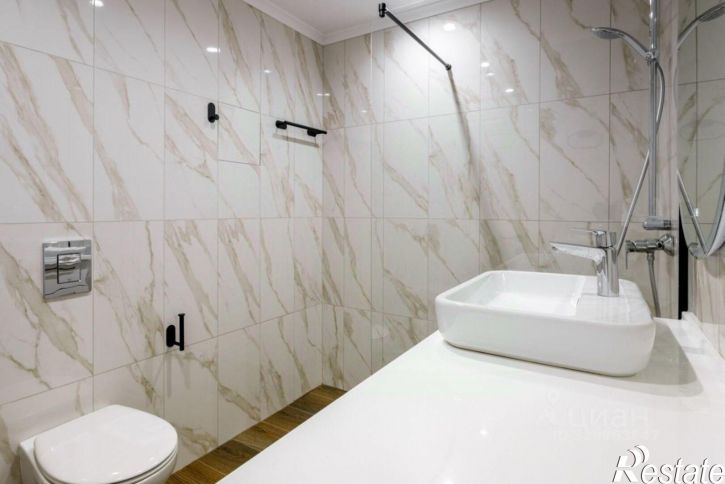 2-комн квартира улица Толстого, 27,  д. 27