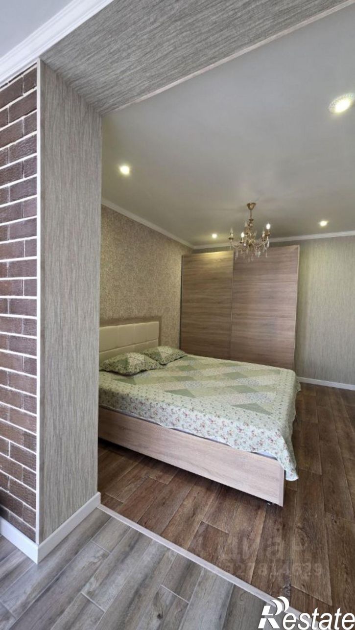 2-комн квартира улица Ленина, 185А к4,  д. 185А к4