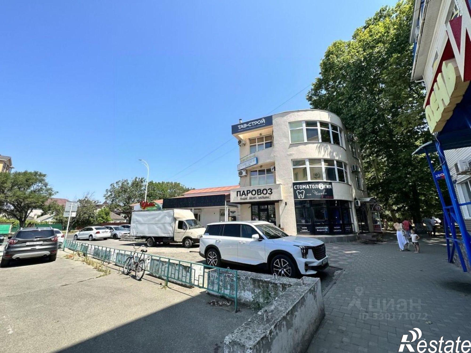 Купить торговое помещение за 35 900 100 рублей на ул Чехова, 6В