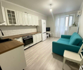 2-комн, 60кв м, этаж 1/16 улица Адмирала Пустошкина, 22 с5