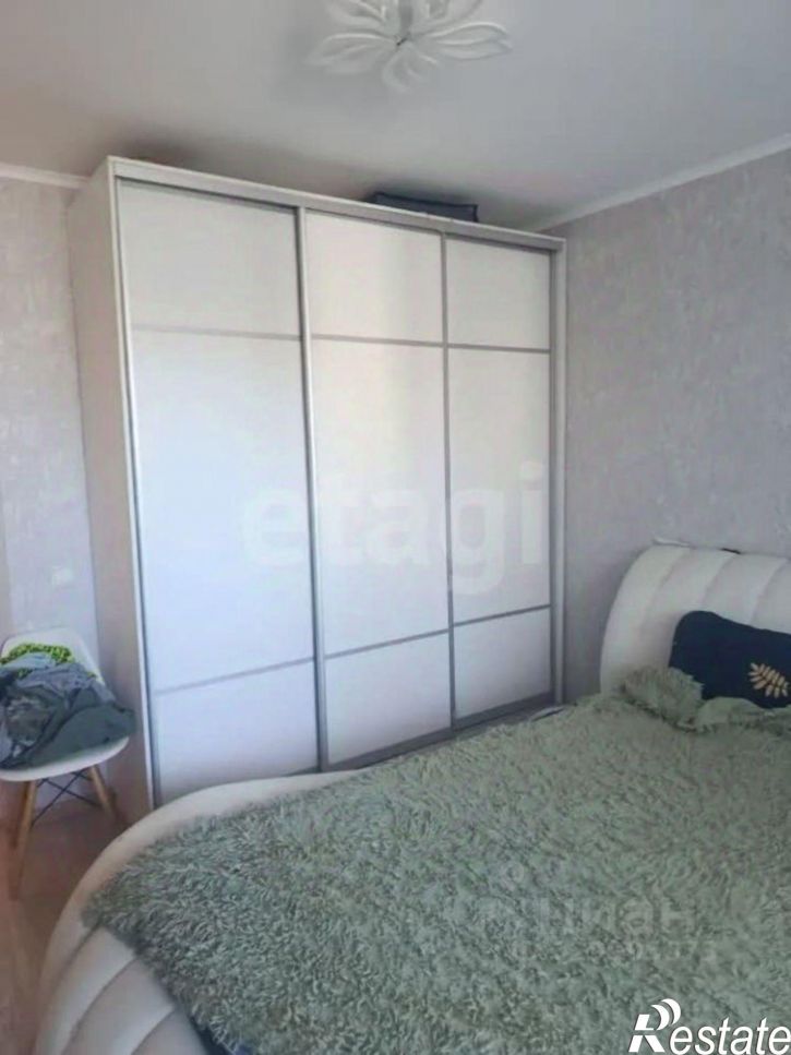 2-комн квартира улица Адмирала Пустошкина, 14,  д. 14