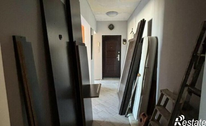 3-комн квартира ул Крылова, 12,  д. 12