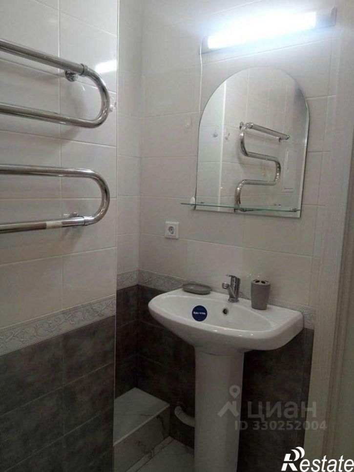 2-комн квартира Парковая улица, 61 к3,  д. 61 к3